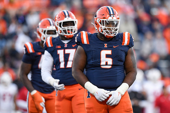 COLLEGE FOOTBALL: OCT 21 Wisconsin at Illinois