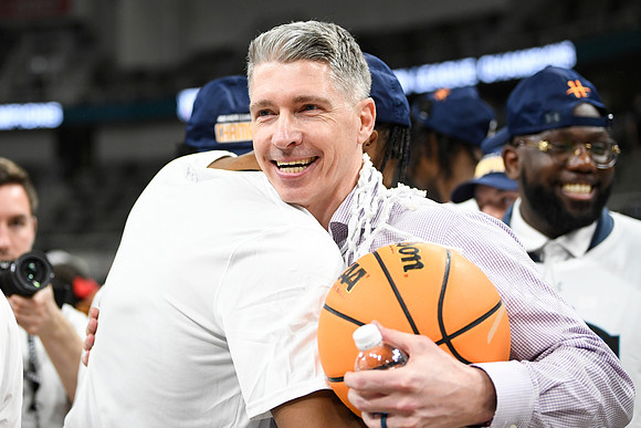 COLLEGE BASKETBALL: MAR 11 Horizon League Championship Robert Morris vs Youngstown State