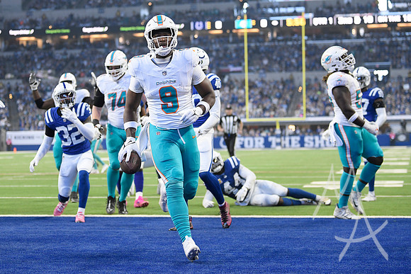 NFL: OCT 20 Dolphins at Colts