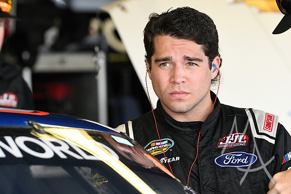 AUTO: JUN 22 NASCAR Camping World Truck Series - Eaton 200 presented by CK Power