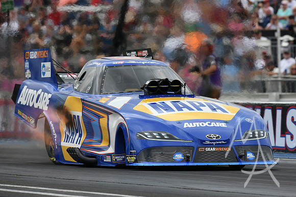 AUTO: SEP 04 NHRA Dodge Power Brokers