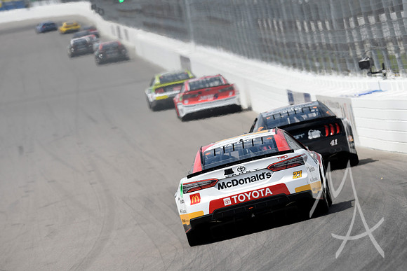 AUTO: JUN 05 NASCAR Cup Series Enjoy Illinois 300 Presented by TicketSmarter