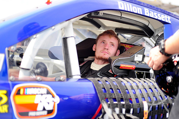 AUTO: AUG 23 K & N Pro Series - Gateway Classic 150 presented by the West Coast Stock Car Hall of Fame