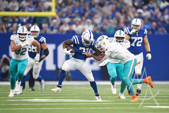 NFL: OCT 20 Dolphins at Colts