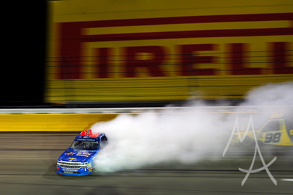 AUTO: SEP 14 NASCAR Camping World Truck Series Playoff Race - World of Westgate 200