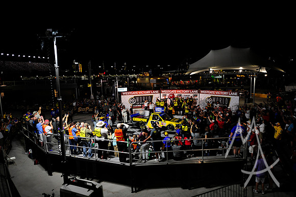 AUTO: SEP 14 NASCAR Camping World Truck Series Playoff Race - World of Westgate 200