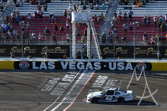 AUTO: SEP 15 NASCAR Xfinity Series Race - DC Solar 300