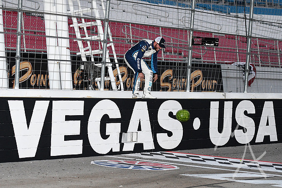 AUTO: SEP 15 NASCAR Xfinity Series Race - DC Solar 300