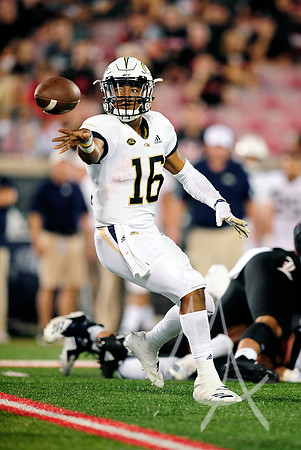 COLLEGE FOOTBALL: OCT 05 Georgia Tech at Louisville