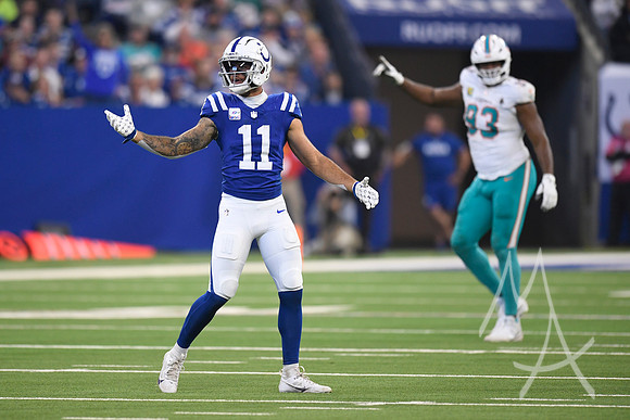 NFL: OCT 20 Dolphins at Colts