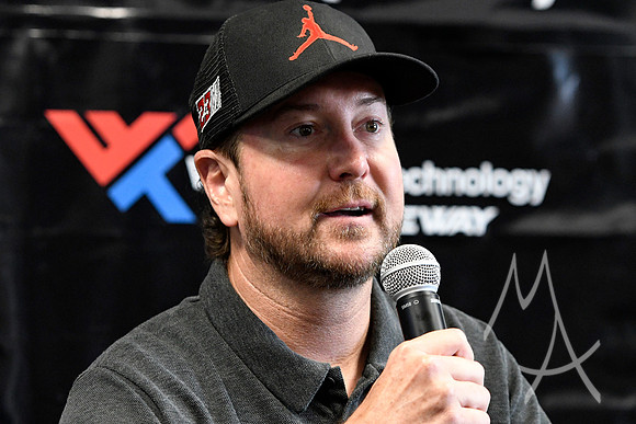AUTO: JUN 03 NASCAR Cup Series Enjoy Illinois 300 Presented by TicketSmarter
