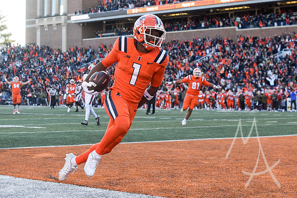 COLLEGE FOOTBALL: NOV 11 Indiana at Illinois