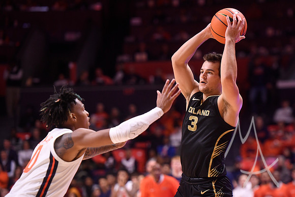 COLLEGE BASKETBALL: NOV 10 Oakland at Illinois