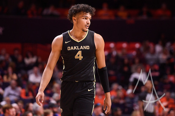 COLLEGE BASKETBALL: NOV 10 Oakland at Illinois