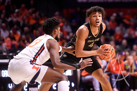 COLLEGE BASKETBALL: NOV 10 Oakland at Illinois