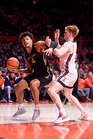 COLLEGE BASKETBALL: NOV 10 Oakland at Illinois