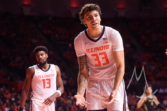 COLLEGE BASKETBALL: NOV 10 Oakland at Illinois
