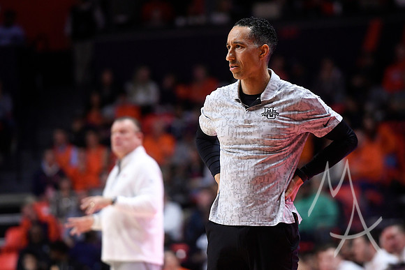 COLLEGE BASKETBALL: NOV 14 Marquette at Illinois