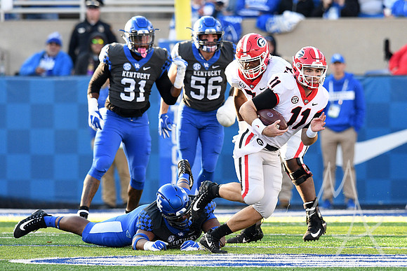 COLLEGE FOOTBALL: NOV 03 Georgia at Kentucky