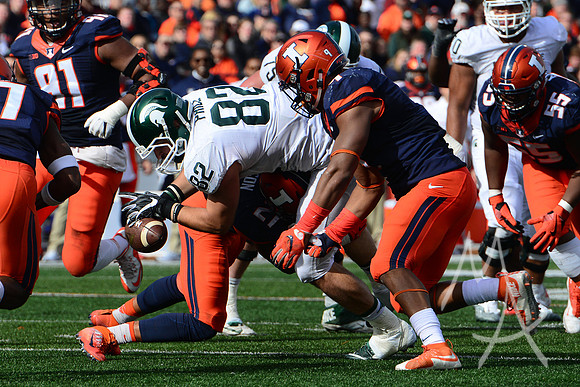 NCAA FOOTBALL: NOV 05 Michigan State at Illinois