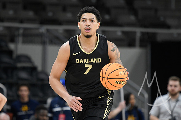 COLLEGE BASKETBALL: MAR 10 Horizon League Championship Robert Morris vs Oakland