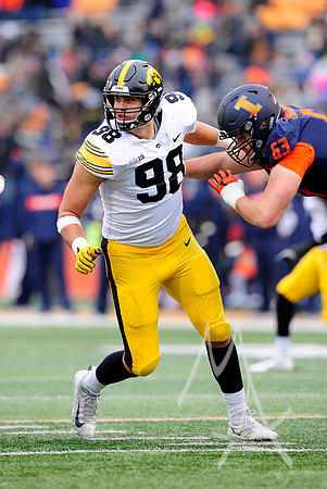COLLEGE FOOTBALL: NOV 17 Iowa at Illinois