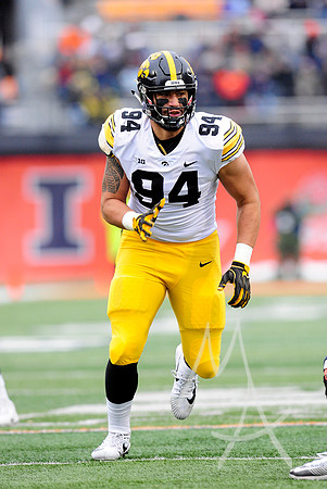 COLLEGE FOOTBALL: NOV 17 Iowa at Illinois