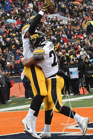COLLEGE FOOTBALL: NOV 17 Iowa at Illinois