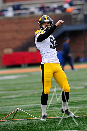 COLLEGE FOOTBALL: NOV 17 Iowa at Illinois