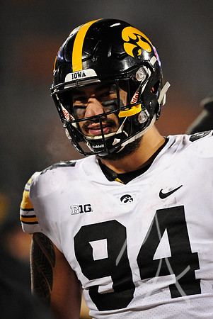 COLLEGE FOOTBALL: NOV 17 Iowa at Illinois