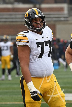 COLLEGE FOOTBALL: NOV 17 Iowa at Illinois