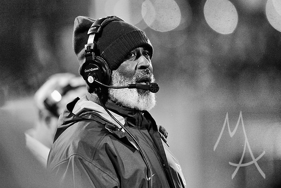 COLLEGE FOOTBALL: NOV 17 Iowa at Illinois