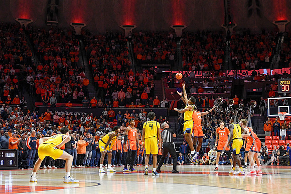 COLLEGE BASKETBALL: NOV 14 Marquette at Illinois
