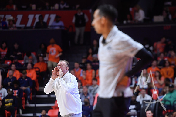 COLLEGE BASKETBALL: NOV 14 Marquette at Illinois