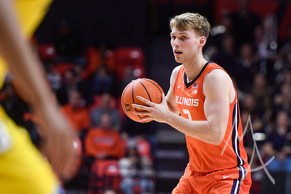 COLLEGE BASKETBALL: NOV 14 Marquette at Illinois
