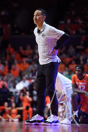COLLEGE BASKETBALL: NOV 14 Marquette at Illinois