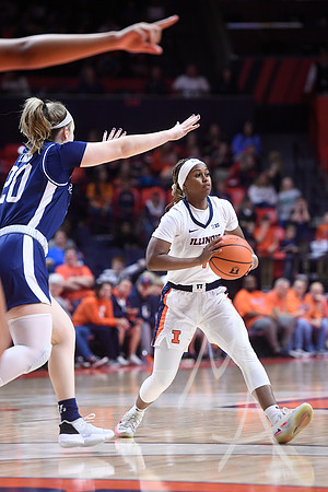 COLLEGE BASKETBALL: NOV 15 Women's - Saint Peter's at Illinois