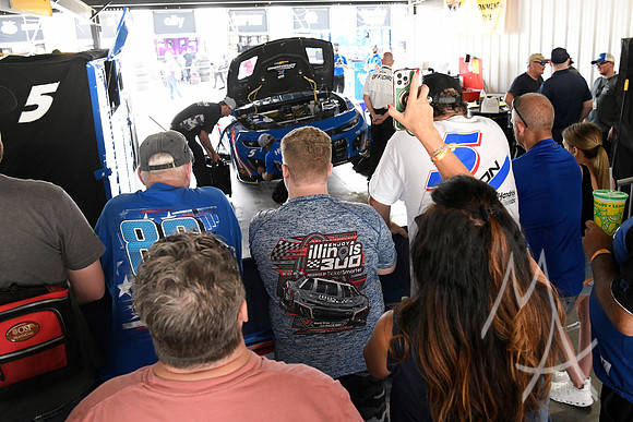 AUTO: JUN 02 NASCAR Cup Series Enjoy Illinois 300 presented by TicketSmarter