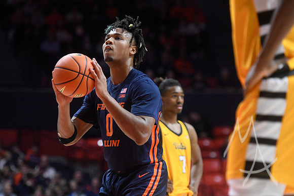 COLLEGE BASKETBALL: NOV 17 Valparaiso at Illinois