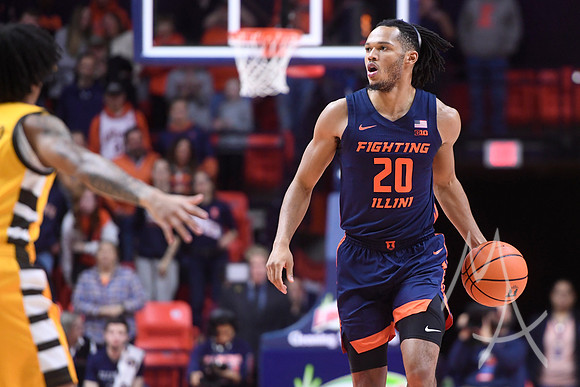 COLLEGE BASKETBALL: NOV 17 Valparaiso at Illinois