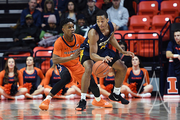COLLEGE BASKETBALL: DEC 15 East Tennessee State at Illinois