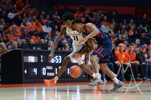 COLLEGE BASKETBALL: DEC 29 FAU at Illinois