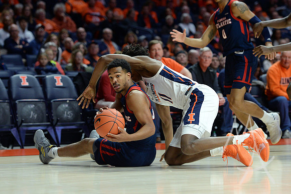 COLLEGE BASKETBALL: DEC 29 FAU at Illinois