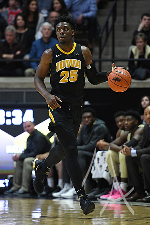 COLLEGE BASKETBALL: JAN 03 Iowa at Purdue