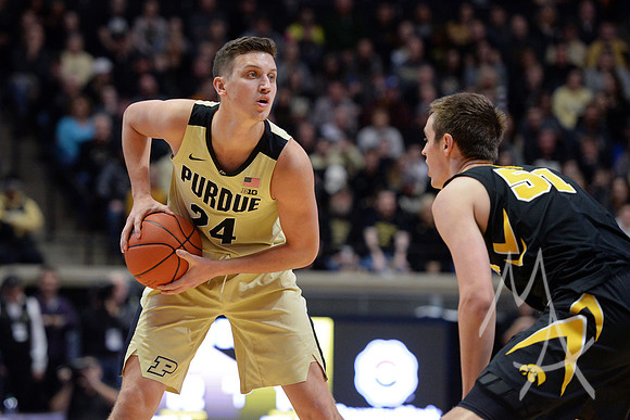 COLLEGE BASKETBALL: JAN 03 Iowa at Purdue