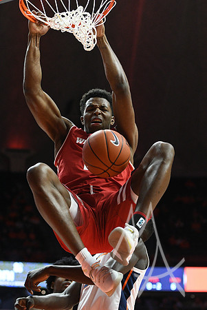 COLLEGE BASKETBALL: JAN 23 Wisconsin at Illinois