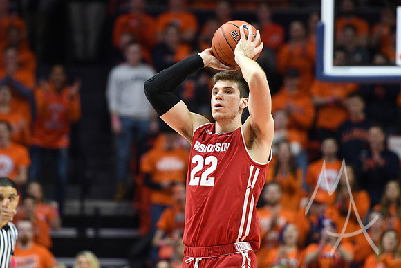 COLLEGE BASKETBALL: JAN 23 Wisconsin at Illinois