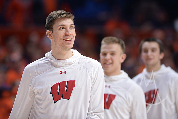 COLLEGE BASKETBALL: JAN 23 Wisconsin at Illinois