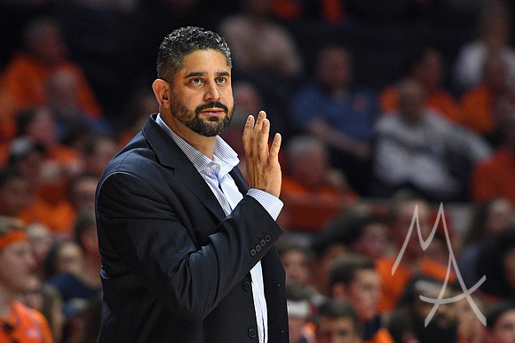 COLLEGE BASKETBALL: JAN 23 Wisconsin at Illinois