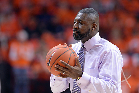 COLLEGE BASKETBALL: JAN 23 Wisconsin at Illinois